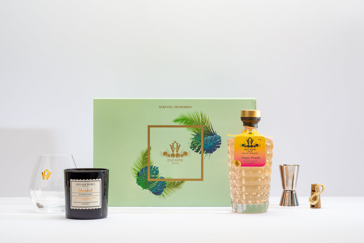 Holy Water Happy Peach Gin 50cl Geurkaars Atelier Rebul Geschenkbox