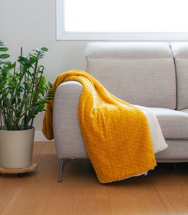 Kussoo Plaid Leaf Okergeel 130x170cm decor