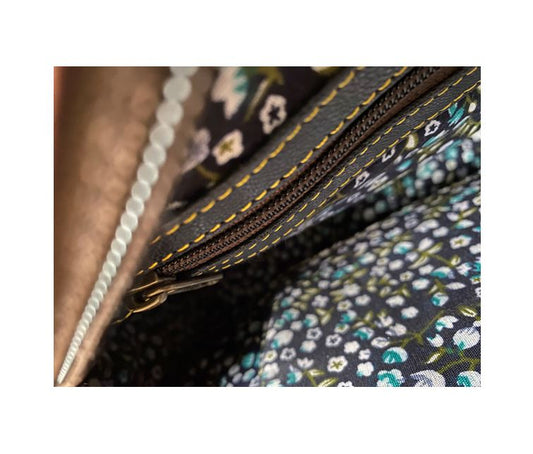 vanMauZ leren dierenprint tas Benthe donkerbruin met groene bodem binnenkant