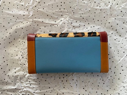 vanMauZ leren Portemonnee Envelope dierenprint cognac blauw achterkant