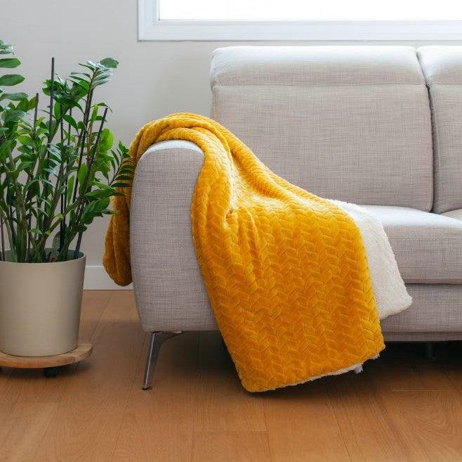 Kussoo Plaid Leaf Okergeel 130x170cm