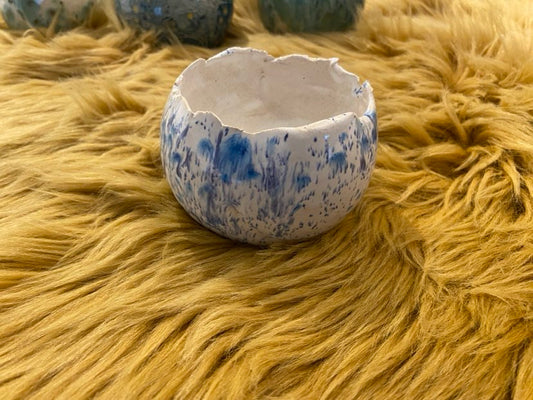 Handgemaakt keramiek kommetje wit blauw