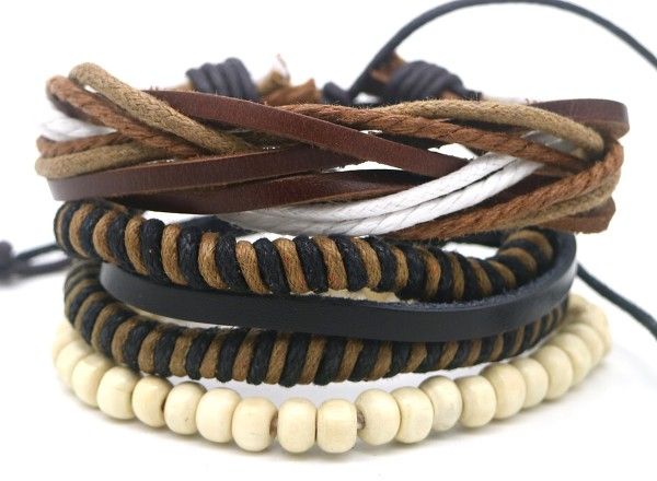 Herenarmband bruin zwart imitatieleder , touw en beige houten kralen verstelbaar set van 3 stuks