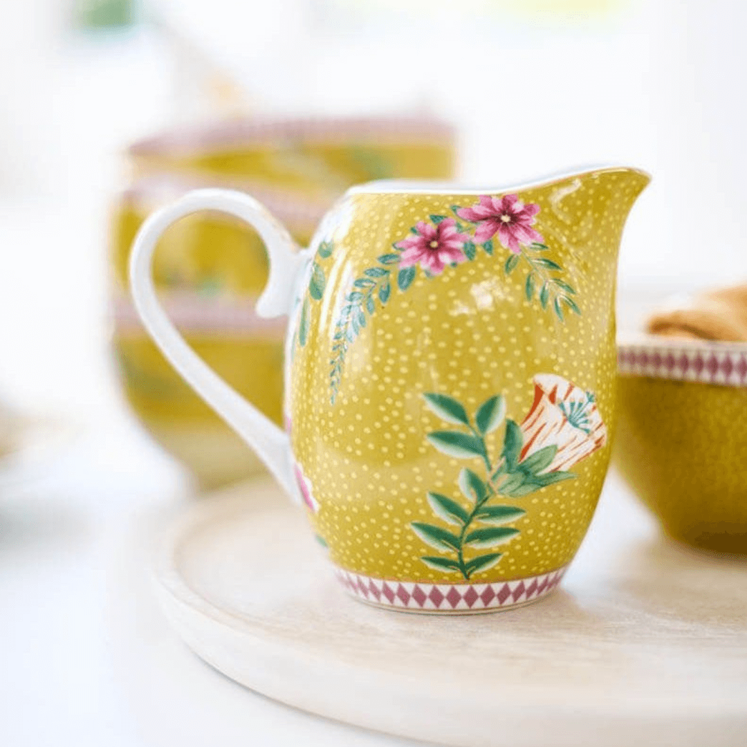 Pip Studio Melkkannetje La Majorelle geel 250ml