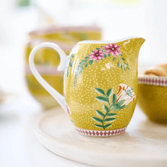 Pip Studio Melkkannetje La Majorelle geel 250ml