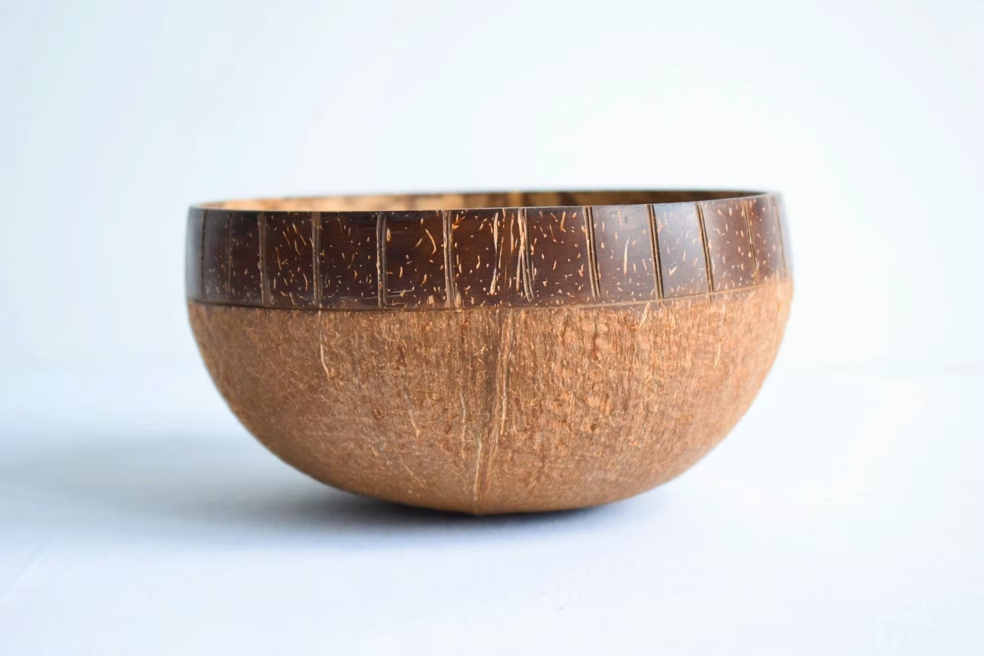 Kokonat Bowl Grote gestreepte Kokosnootkom Ø14,5cm