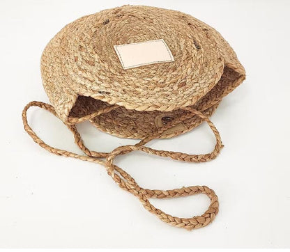 The Code Spain Ronde Schoudertas met beige voorvakje liggend